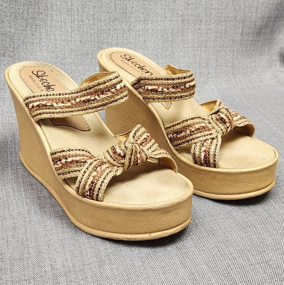 Skechers Shoes - Vintage Skechers High 4 Inch Wedged Slip On Sandals Tan & Brown USA Made. 7